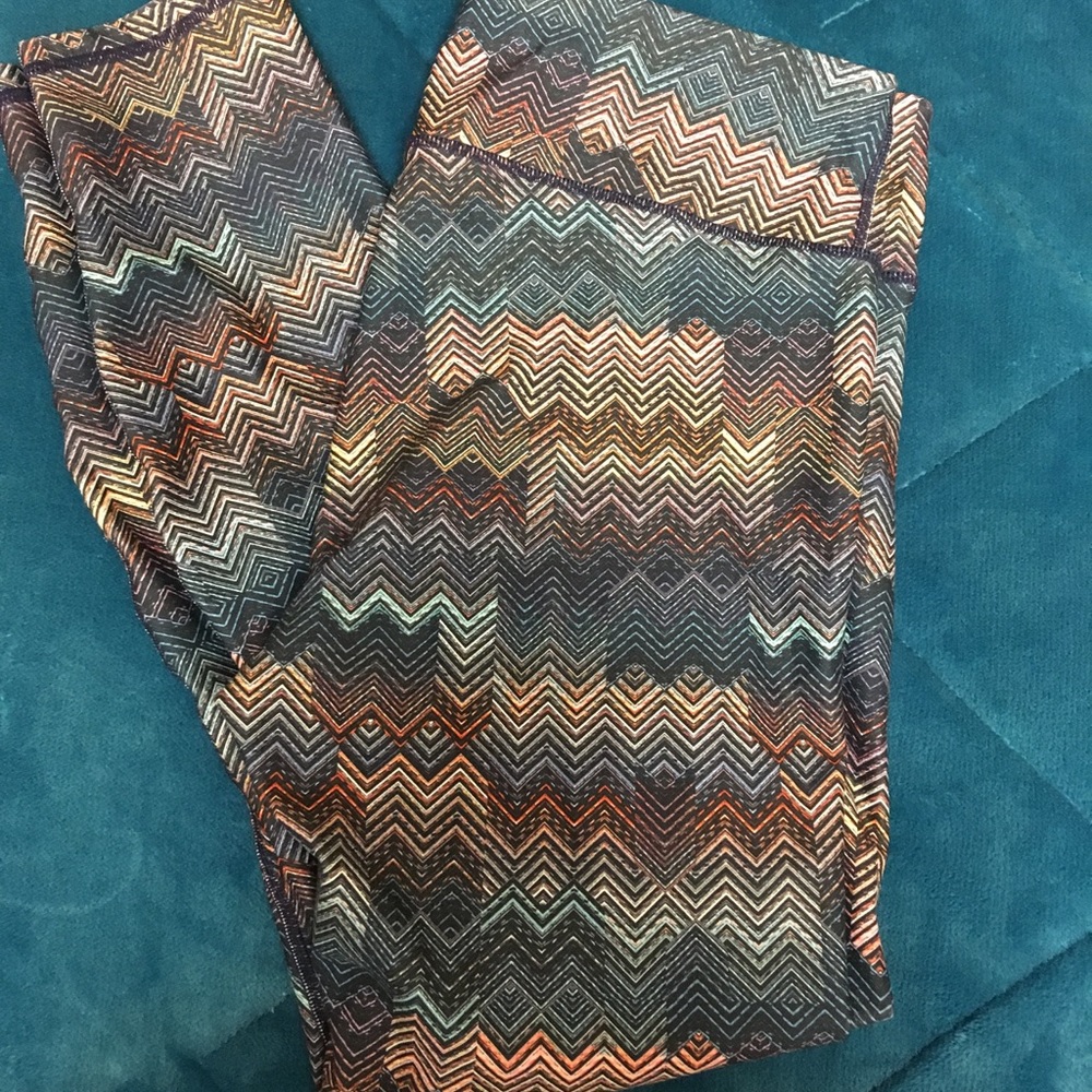 Fabletics multi-color printed legging